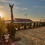 Hotel Miraj