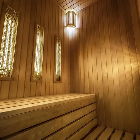 Miraj Szálloda Losonc